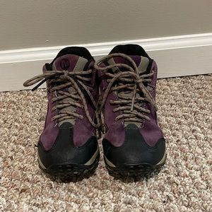 Merrell girls hiking boots